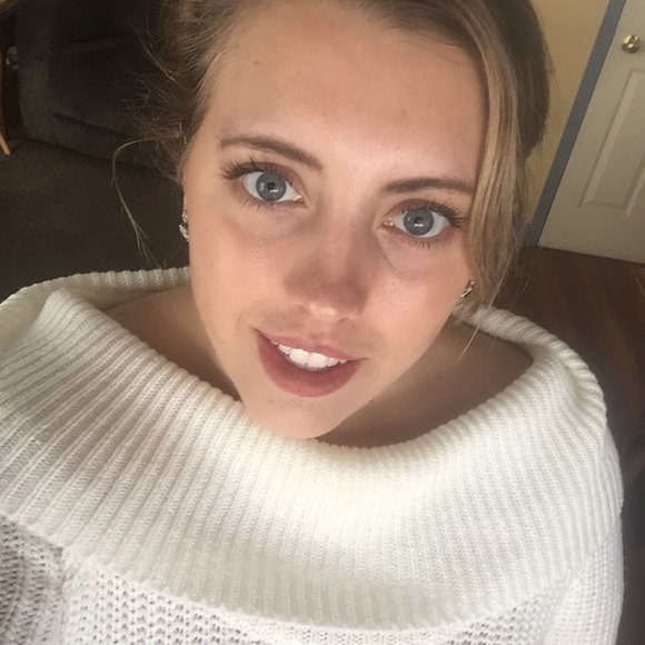 Meet your Posher, Candace-rose - Picture 2 of 4